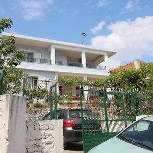 Meto Sarandë
